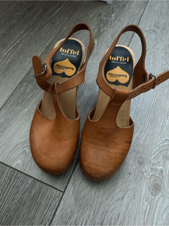 Swedish Hasbeens Shoes - Swedish Hasbeens Tan Leather Closed-Toe Slingback Clogs